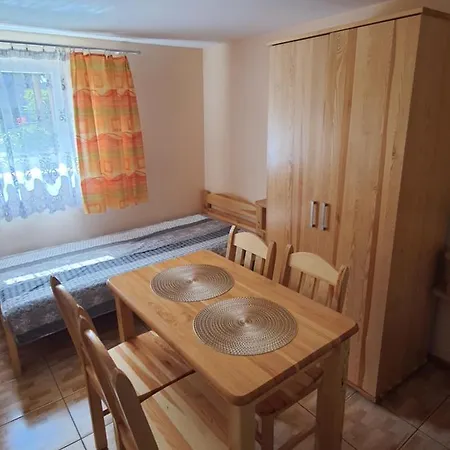 U Eli I Jurka Homestay *